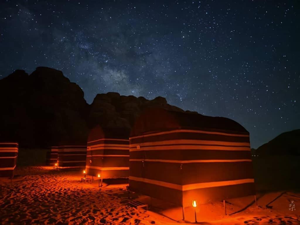 Wadi Rum Nabatean Camp Esterno foto